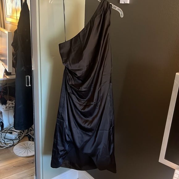 Banana Republic Dresses & Skirts - 🛑 1 hour sale. NWT. Banana Republic, Size 14, Elegant Black One-Shoulder Dress